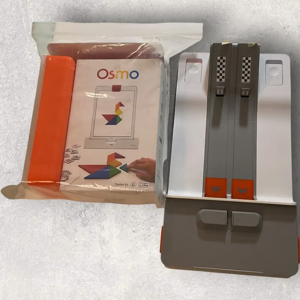 Osmo gaming system Genius Starter Kit and the Hot Wheels MindRacers set.